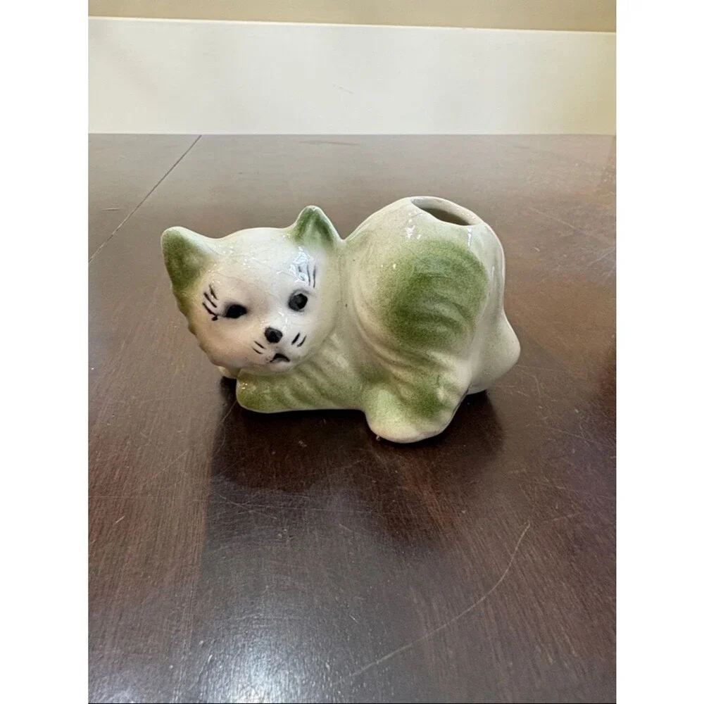 Vintage Airwick cat diffuser